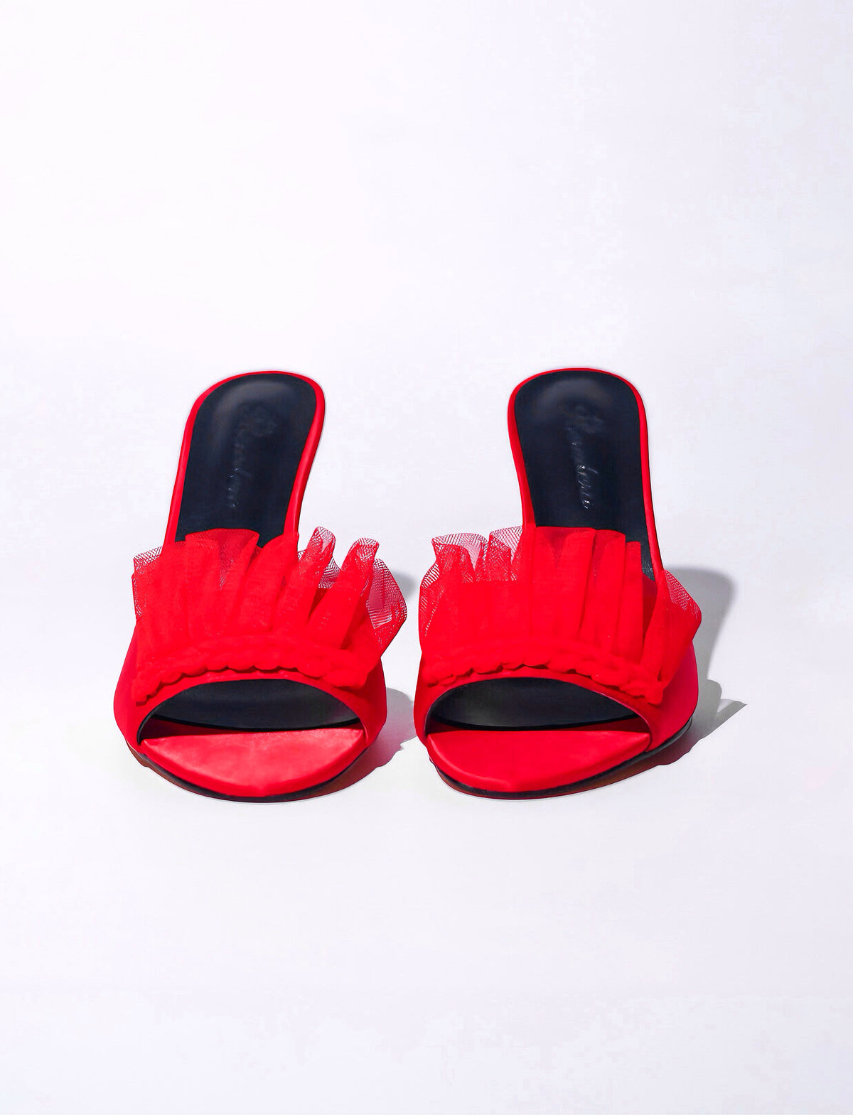 Tulles mules